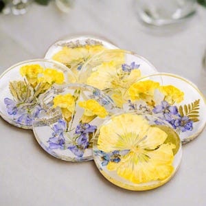 Resin Coaster Pressed Flower Wedding Gift Preserved Flower Coaster Bouquet Preservation Resin Gift Dried Flower Coaster Flower Preservation